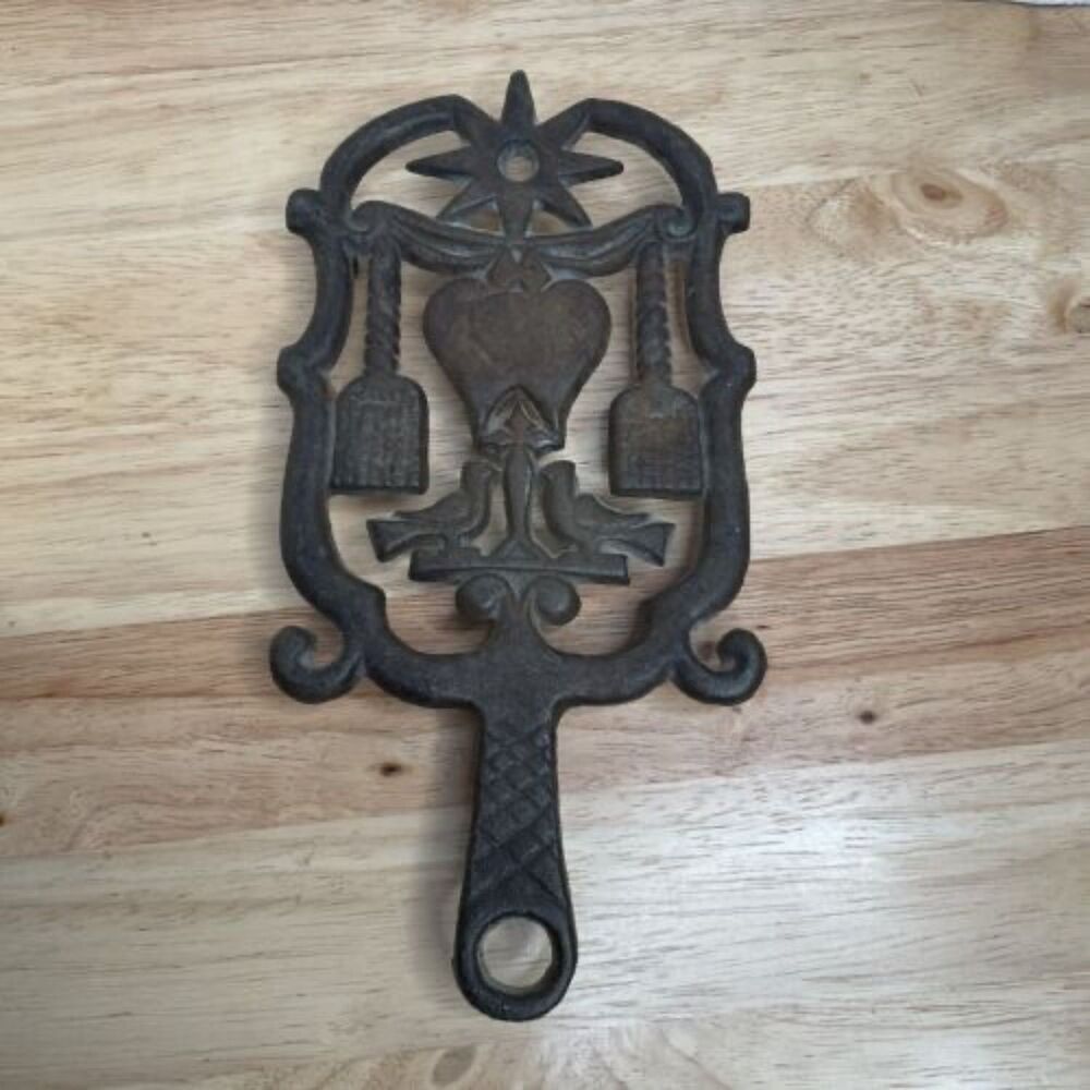 VTG Wilton Dutch Cast Iron Metal Trivet Heart Dove Fork Bird Spoon Rest 9"X4.5"